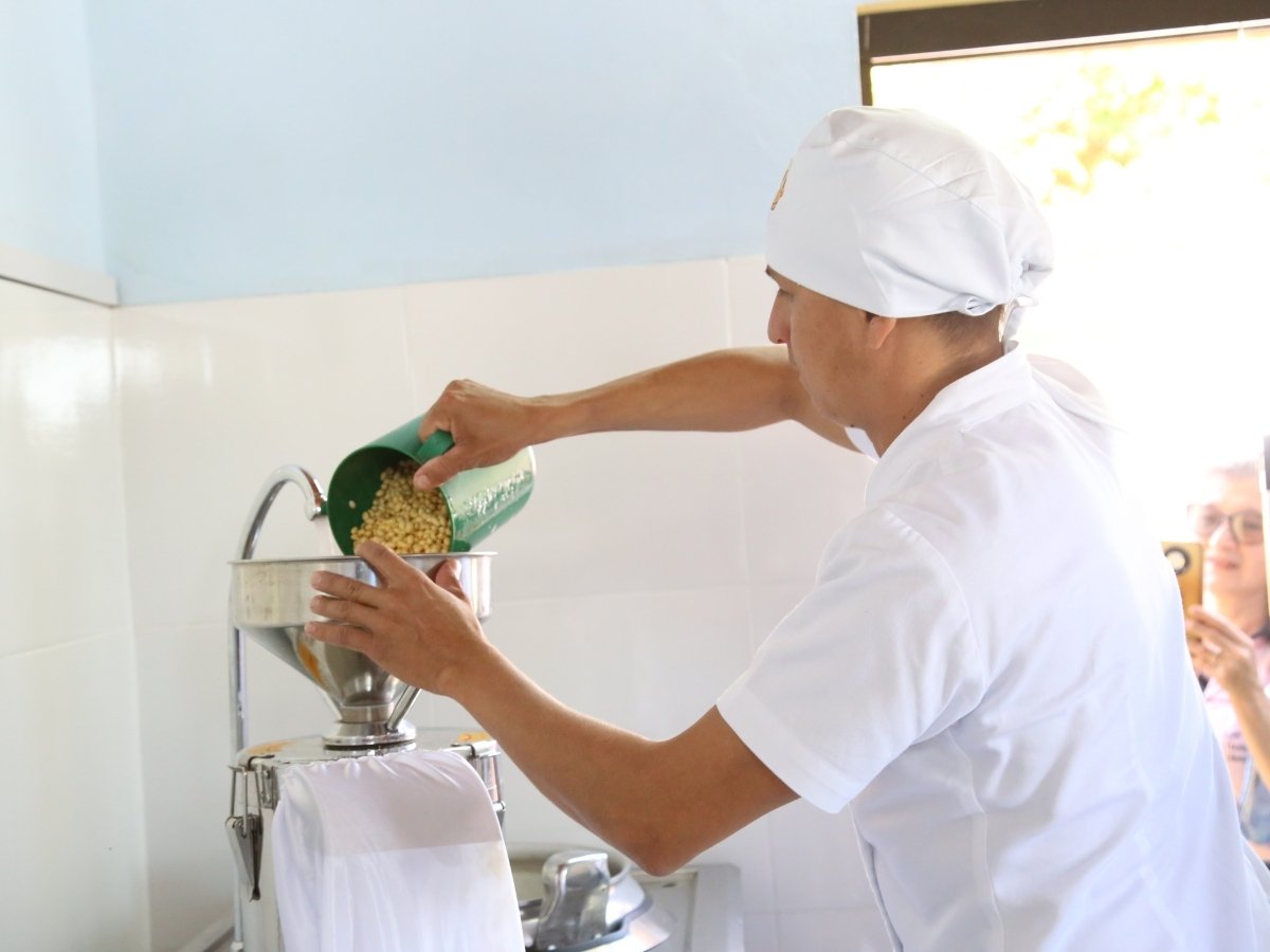Preparación de soja para la elaboración de alimentos