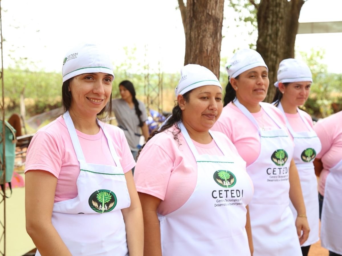 Participantes de una actividad de formación de CETEDI